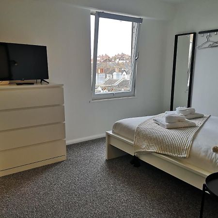 Eastcliff Escape Folkestone Apartment Exterior photo